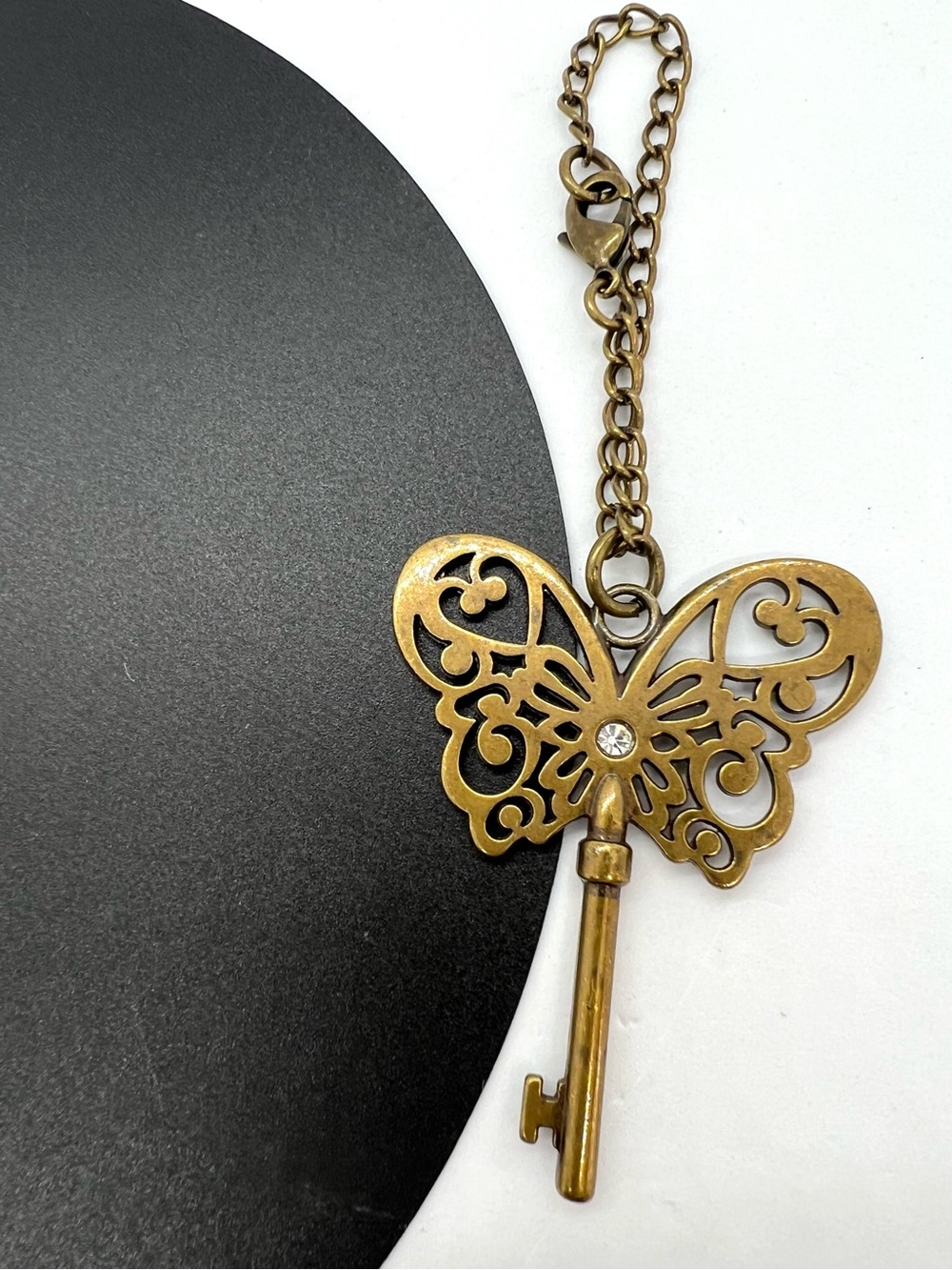 Antique Bronze Butterfly Skeleton Key Rhinestone Purse Charm Bag Pendant